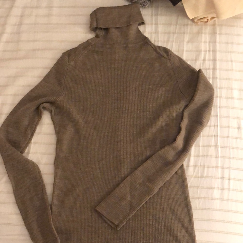 100% wool sweater